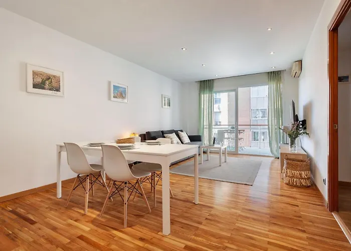 Flateli Paris ברצלונה